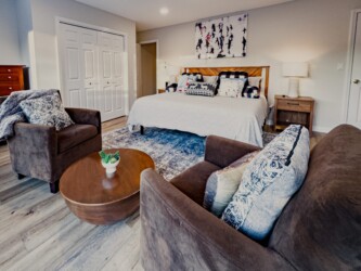 Huge king bedroom with fireplace and private terrace Huge king bedroom with fireplace and private terrace